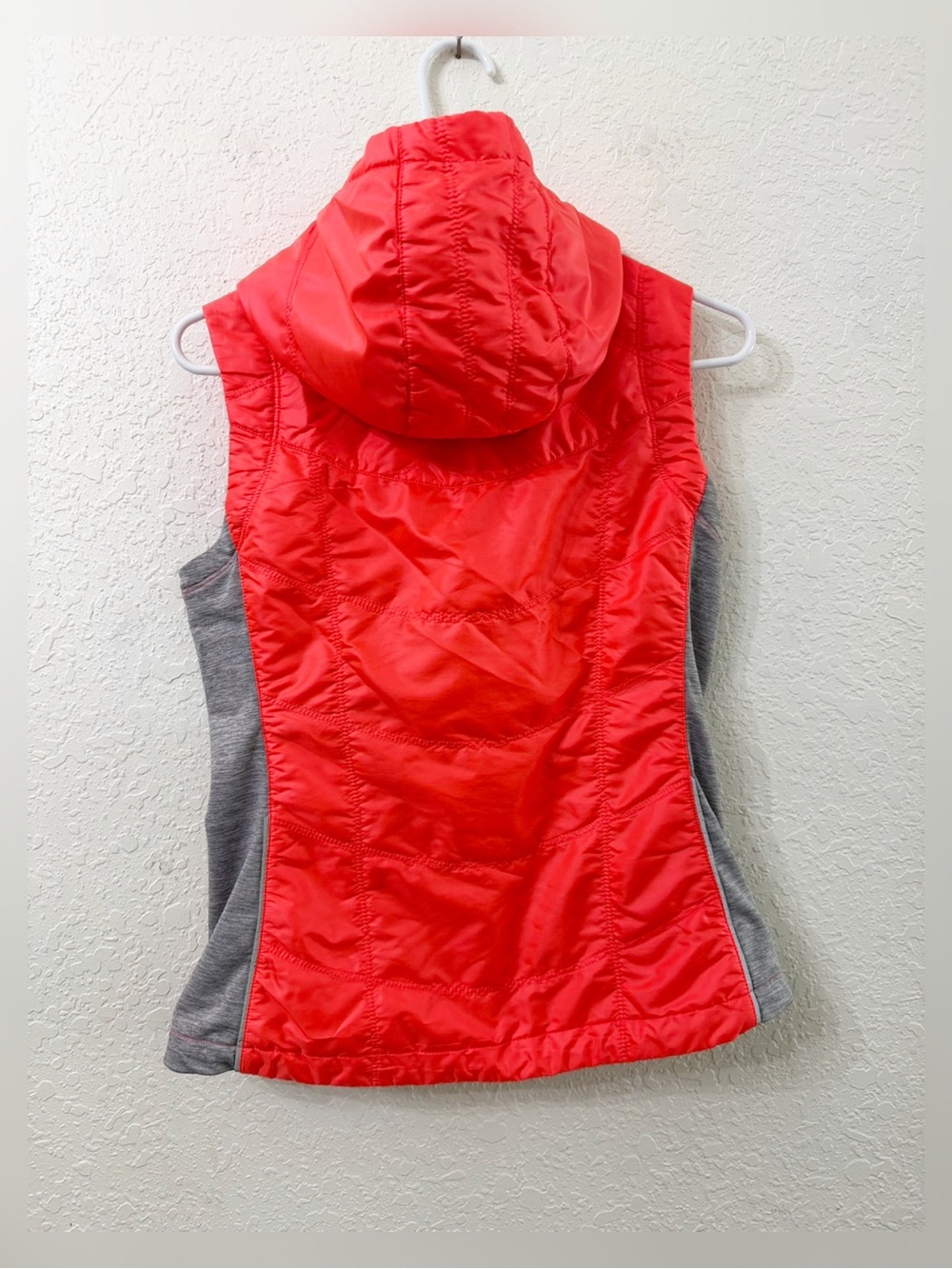 Title Nine Will Power Light Vest - S - Picture 5 of 11